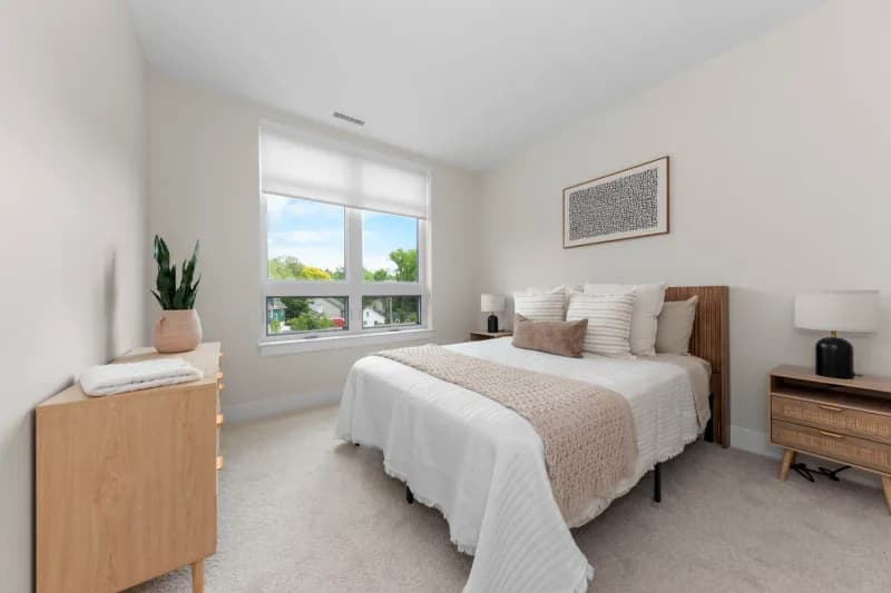 Pine apartment interior — photo 10