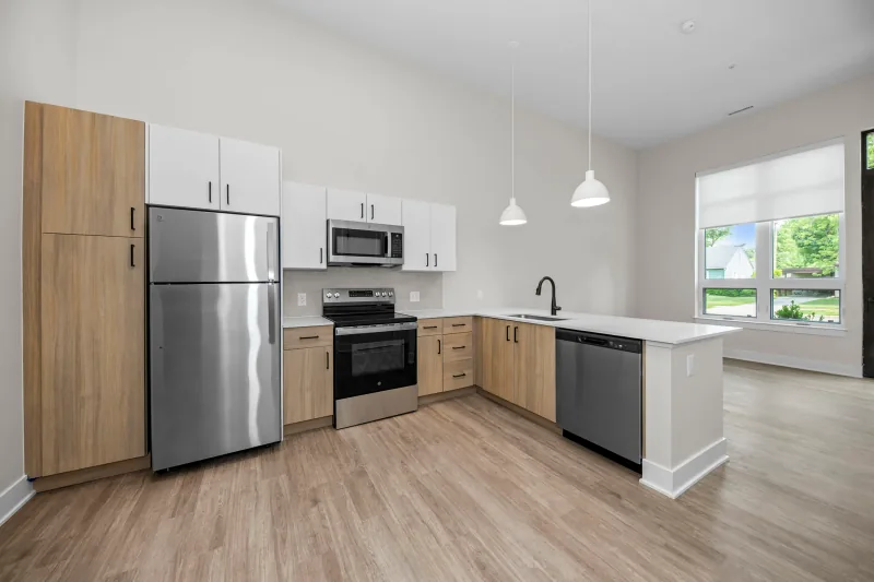 Walnut apartment interior — photo 2